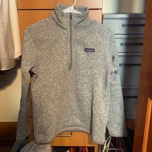 Medium grey Patagonia quarter zip